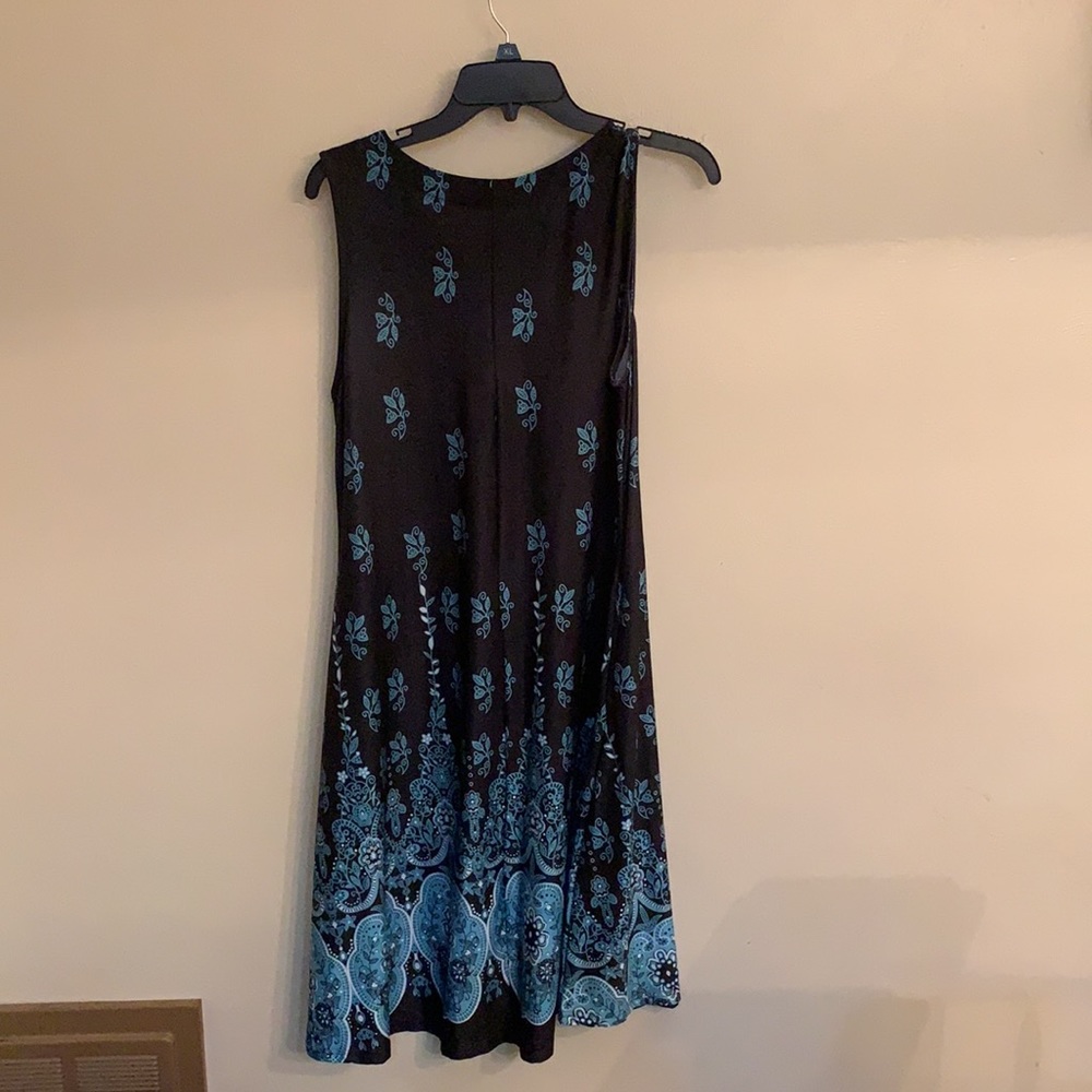 Sundress - Picture 2 of 5